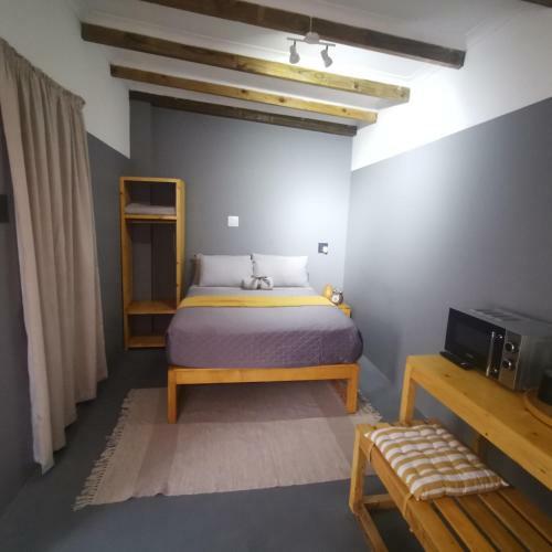 Hostal The Beach Hide