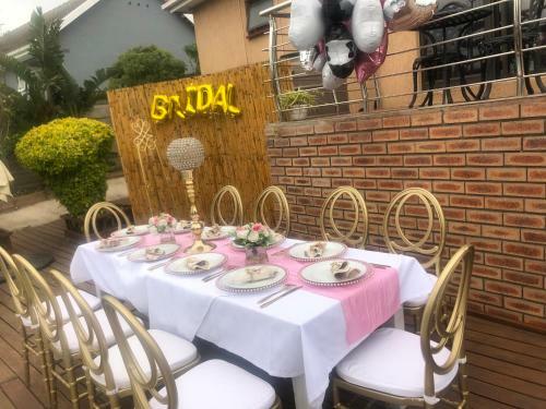 Empolweni B&B