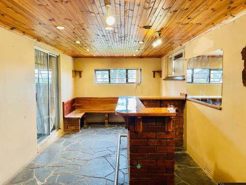 Entire House In Beacon Bay - Golden Location