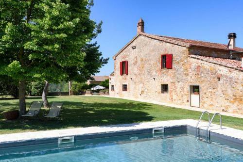 2 Bedrooms House With Shared Pool And Enclosed Garden At Trequanda