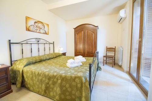 Hostal Etna-royal-view-camera-superior