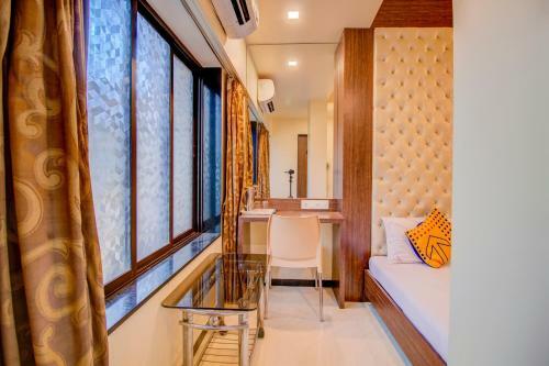 Hotel Spot On 68688 Royal Guest House