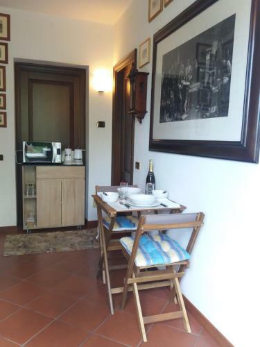 Apartamento Camera Con Bagno E Portico Vista Lago