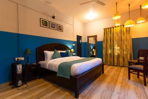 The Camphor Tree Lakefront Jungle Lodge By Earthaa Escapes