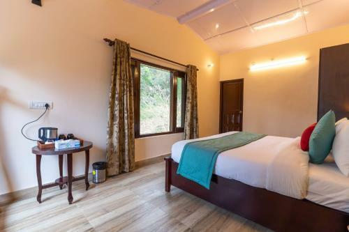The Camphor Tree Lakefront Jungle Lodge By Earthaa Escapes