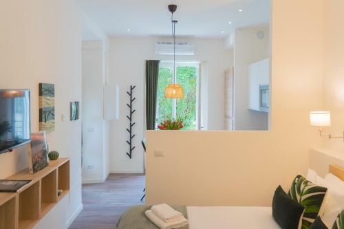 Enchanted Como Lake - Tremezzo Apartments By Rent All Como