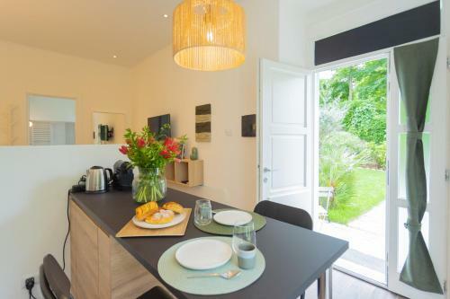 Enchanted Como Lake - Tremezzo Apartments By Rent All Como