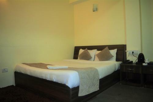 Hotel Rufina Cardamom Residency