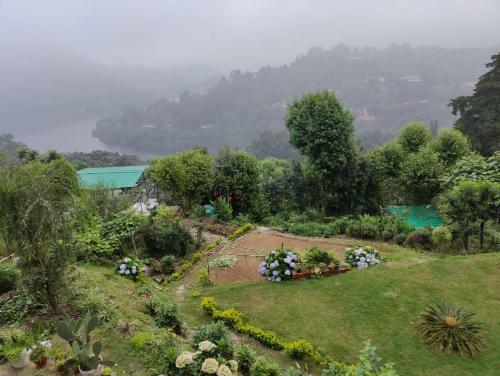 Narayana Lake Hide Out