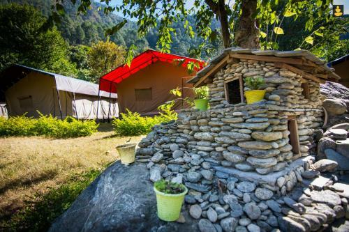Livingstone Camping Site, Bhimtal