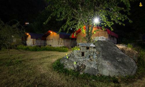 Livingstone Camping Site, Bhimtal