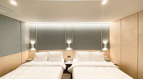Hotel Mars