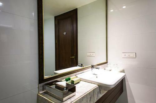 Hotel The Fern Hillside Resort Bhimtal