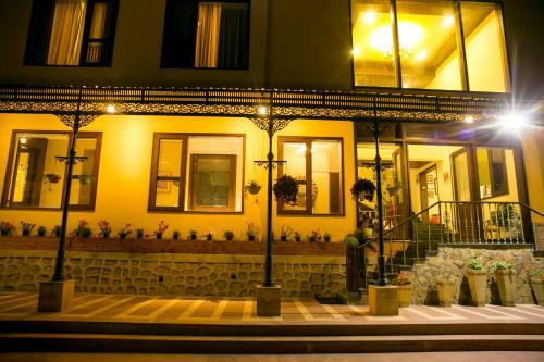 Hotel The Fern Hillside Resort Bhimtal