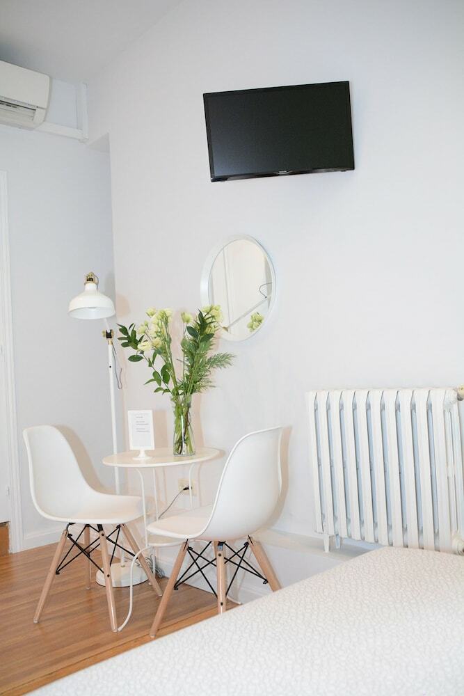 Hostal Alvaro Residencia