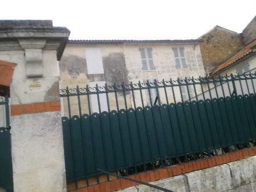 Bed & Breakfast Chambres D'h�tes Bleynie-ruine de Rome