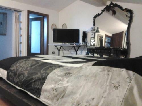 Apartment Or Room With Summer Pool