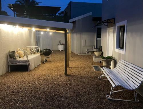Apartment Newly Renovated Durban North Studio