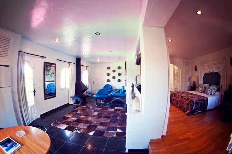 Hotel Pikes Ibiza