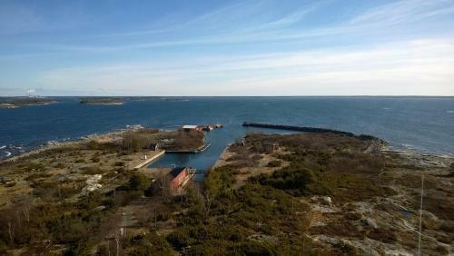 Hotel Kylm�pihlaja Lighthouse