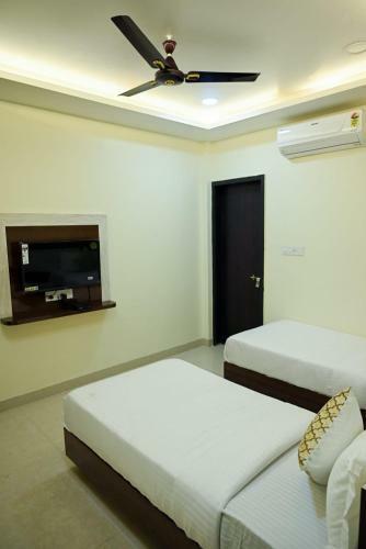 Hotel Golden Bliss