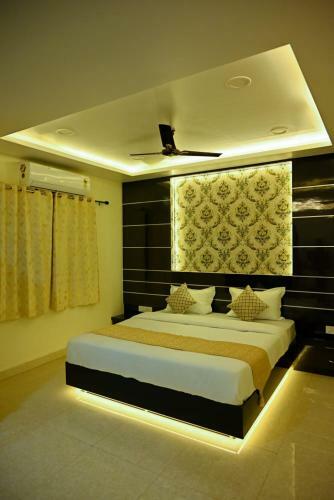 Hotel Golden Bliss