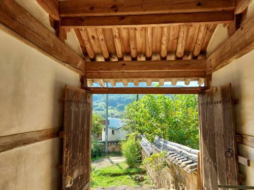 Hostal Mangindang Hanok