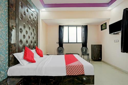 Oyo 79851 Hotel Sai Nitya Residency
