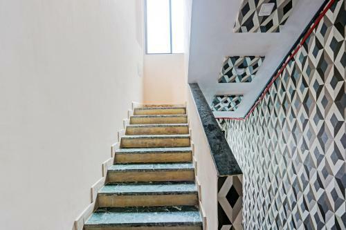Oyo 79851 Hotel Sai Nitya Residency