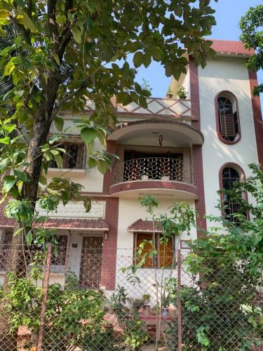 Villa Cozy Cottage With Individual Kitchen And Balcony