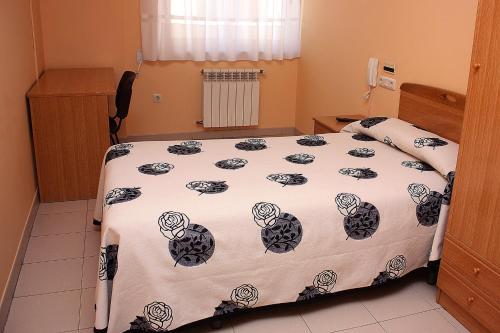 Hostal Residencia Porta Nova