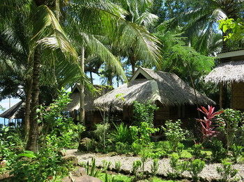 Hotel Camiguin Volcan Beach Eco Retreat & Dive Resort