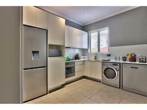 Greenpoint Apartments
