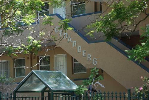 Green Point Apartment
