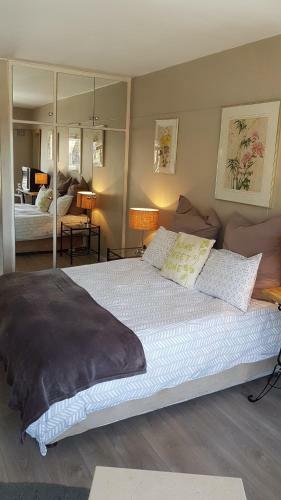 Green Point Apartment