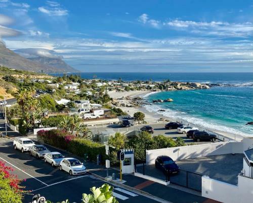 Clifton Yolo Spaces - Clifton Beachfront Executive Apartment