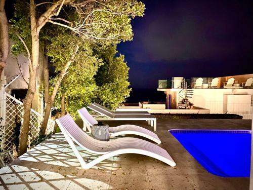 Clifton Yolo Spaces - Clifton Beachfront Executive Apartment