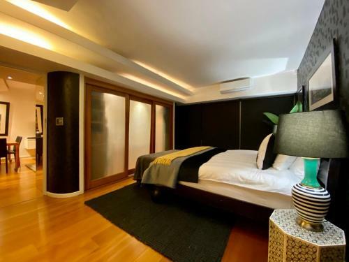 Clifton Yolo Spaces - Clifton Beachfront Executive Apartment