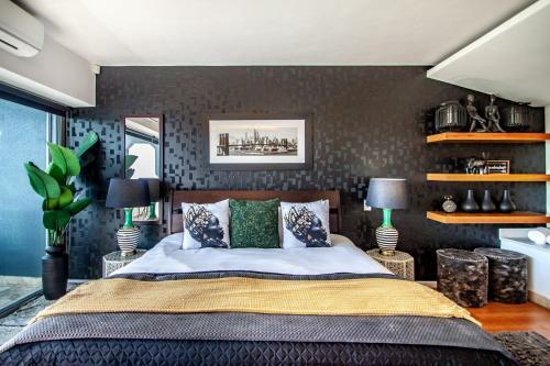 Clifton Yolo Spaces - Clifton Beachfront Executive Apartment