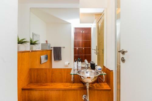 Clifton Yolo Spaces - Clifton Beachfront Executive Apartment