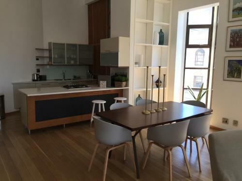 Apartamento 2 Bedroom Louise In Mutual Heights