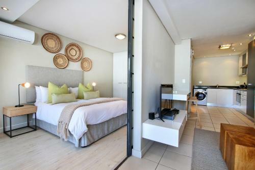 1 Bed Apartment Mario - The Decks