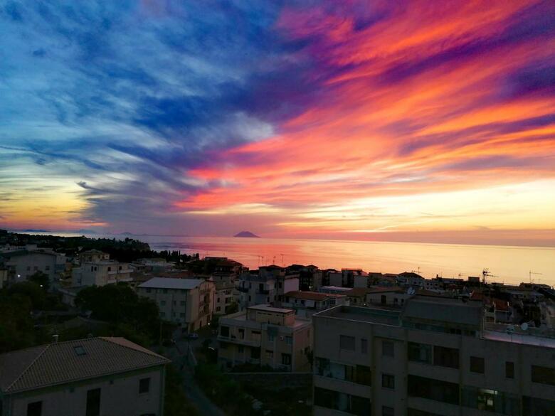 Emyteo Apartment