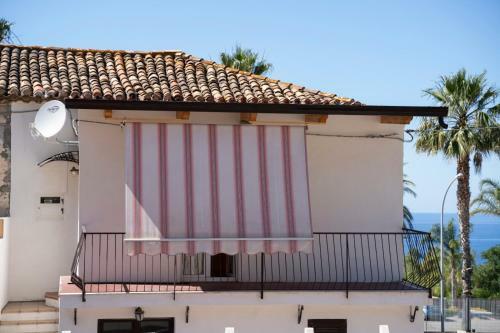 Hostal Camere A Tropea Per Coppie Con Colazione Self Service