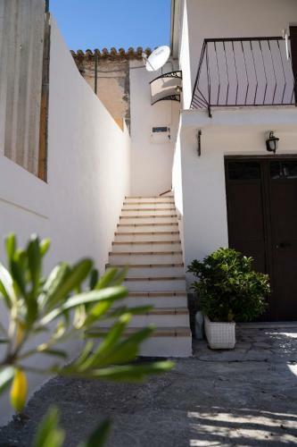 Hostal Camere A Tropea Per Coppie Con Colazione Self Service