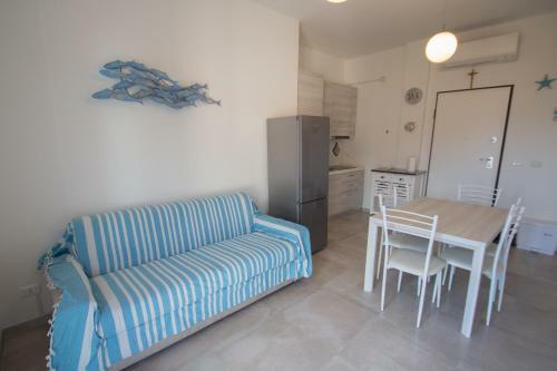 Apartamento Bilocale Nuovo Con Vista Mare E Posto Auto