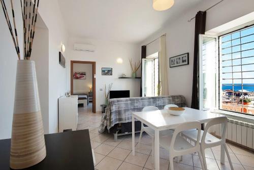 Apartamento Trilocale In Villa Vista Mare Apt 2