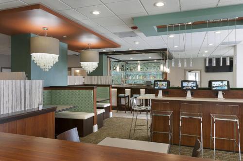 Hotel Breakers Oceanfront Boutique Resort On 27th