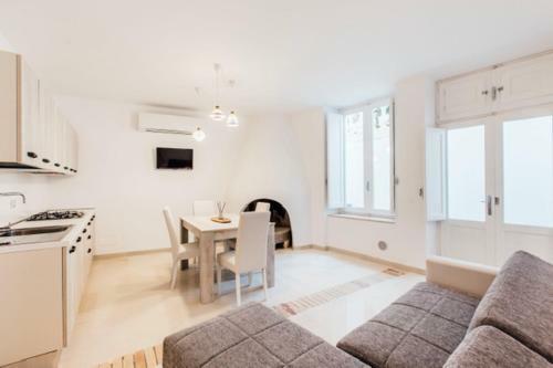 Villa Secret Garden - Suites & Apartments