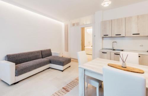 Villa Secret Garden - Suites & Apartments